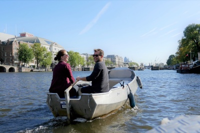 Boot verhuurbedrijf met 15 boten in Amsterdam - Boats4Rent