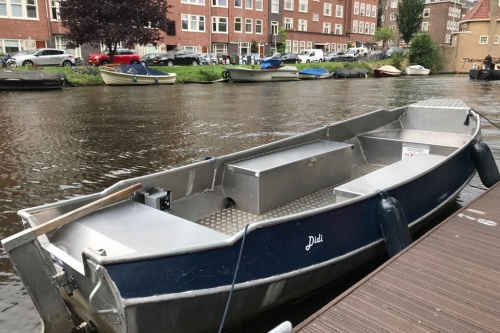 Boot verhuur bedrijf met 15 boten in Amsterdam - Boaty